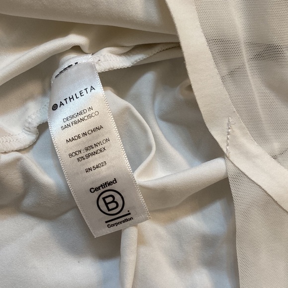 Athleta Cadence tee shirt - Picture 6 of 9